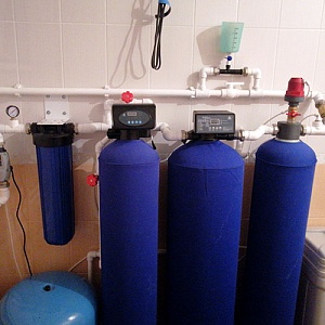 Система очистки воды STATUS 10-13/10, Потребители: до 5 человек, сброс 290л