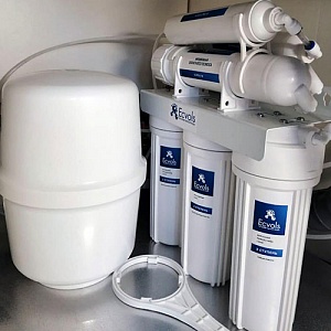 Обратный осмос Ecvols RO-55M, 6 ступеней очистки, минерализатор, без помпы, бак 10л,200 л/сутки