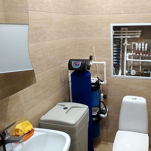 Комплексная система очистки воды AQUACHIP-H 0844 (auto), Потребители: до 3 чел., сброс 110л