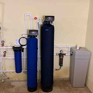 Комплексная система очистки воды STANDART 10-08, Потребители, до 4 человек, сброс 200л